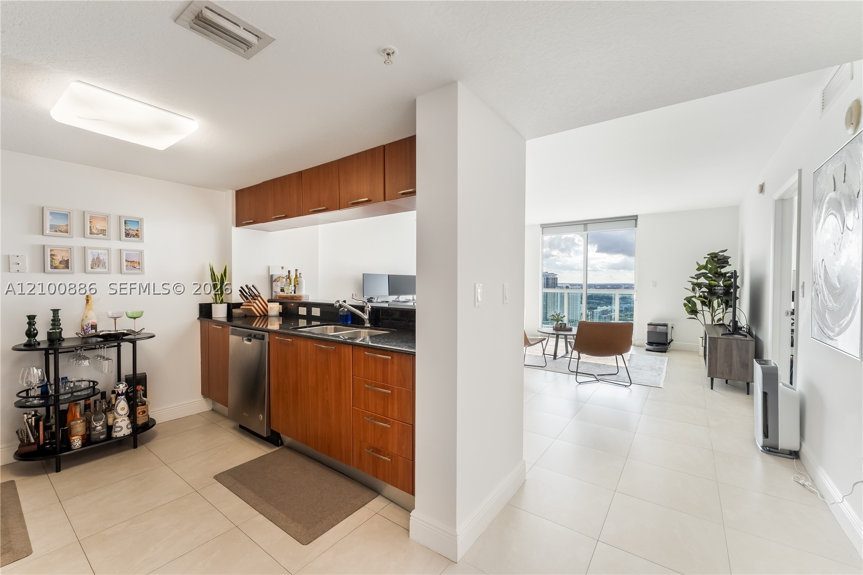 1800 N Bayshore Dr #4006, Miami FL 33132