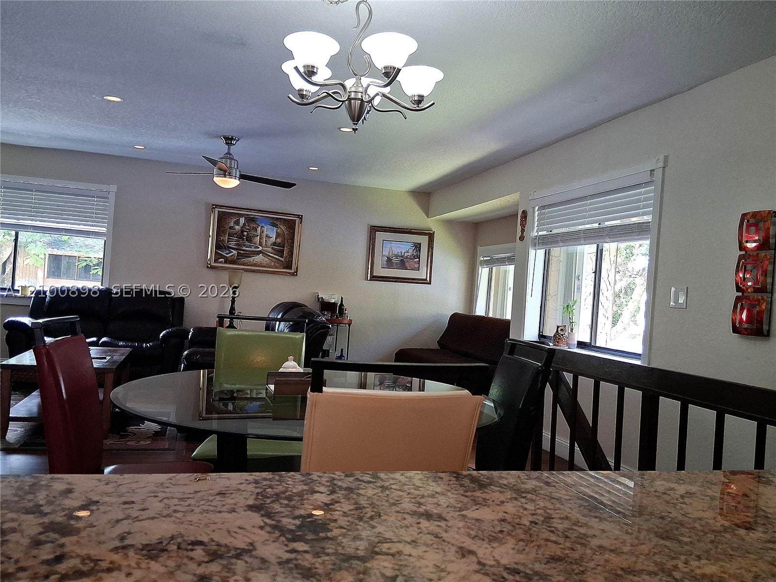 108 Wimbledon Lake Dr, Plantation FL 33324