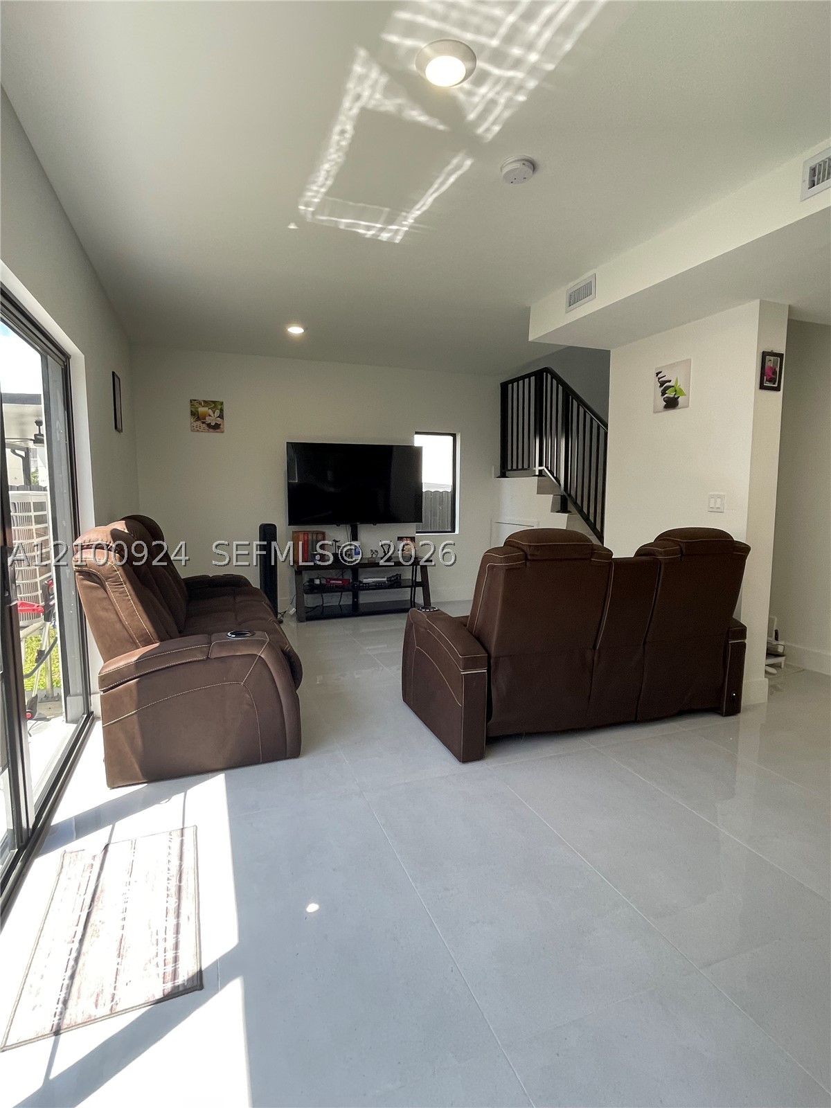 1384 NW 2nd Ter, Florida City FL 33034
