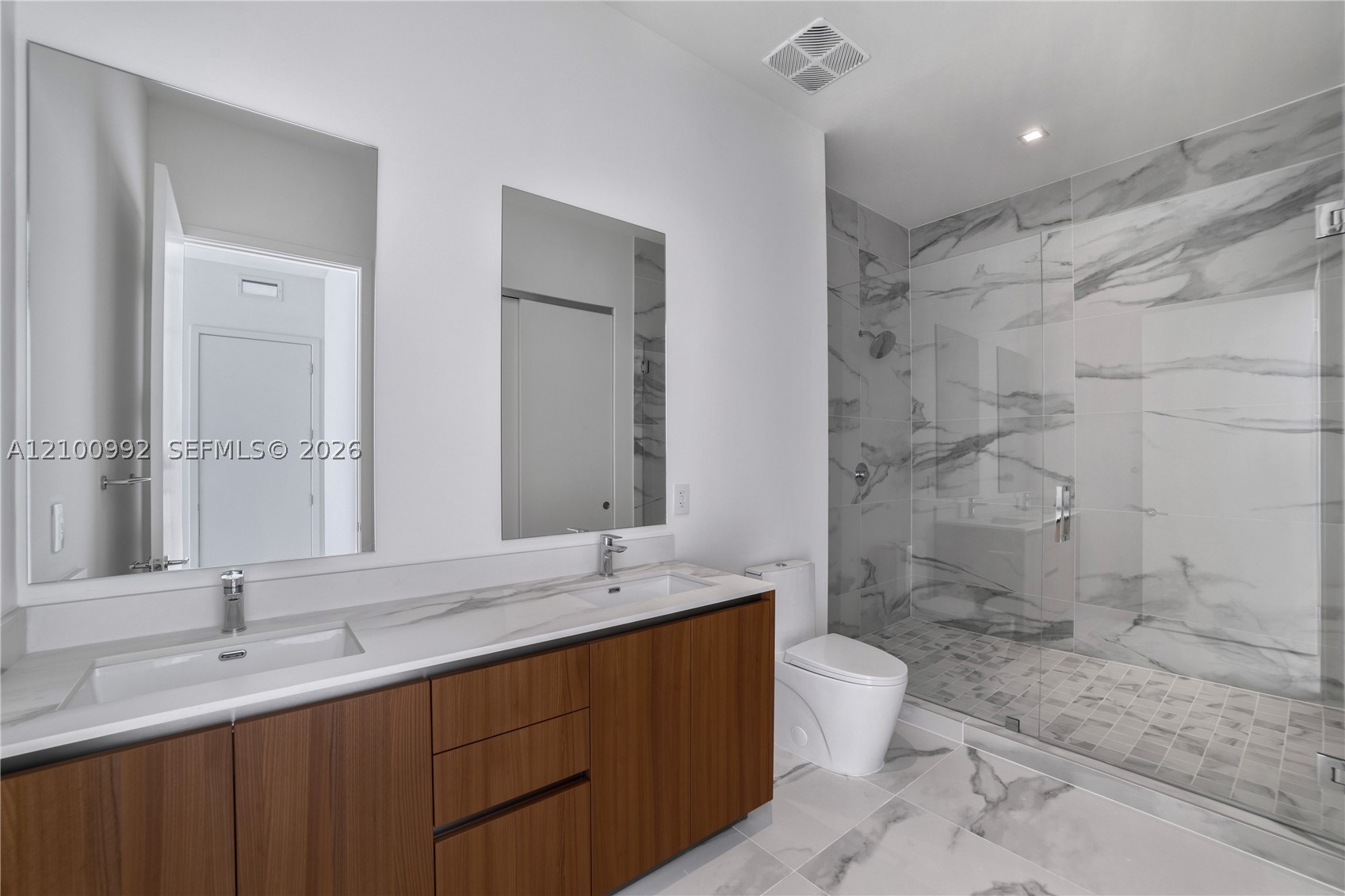 1400 Biscayne Boulevard #UPH03, Miami FL 33132