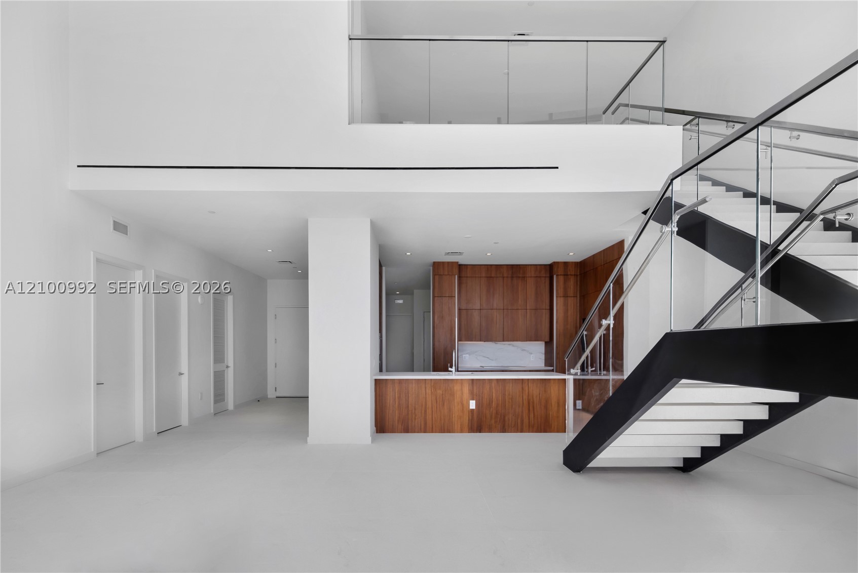 1400 Biscayne Boulevard #UPH03, Miami FL 33132