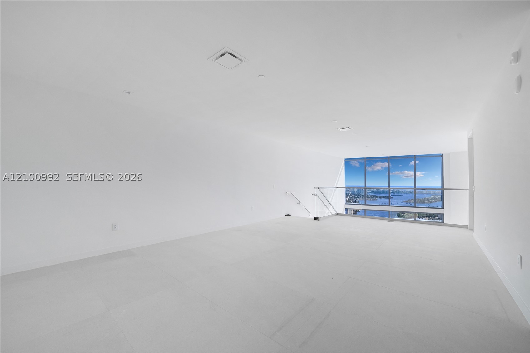 1400 Biscayne Boulevard #UPH03, Miami FL 33132
