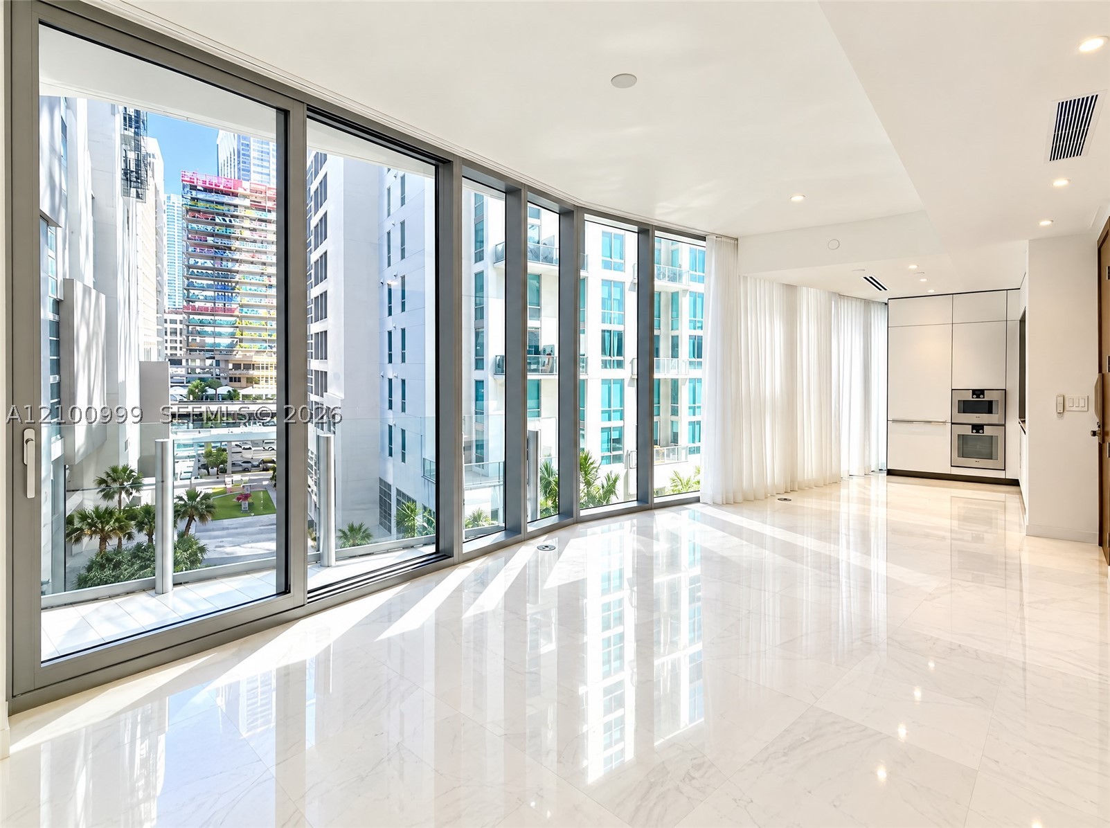 300 Biscayne Boulevard Way #506E, Miami FL 33131