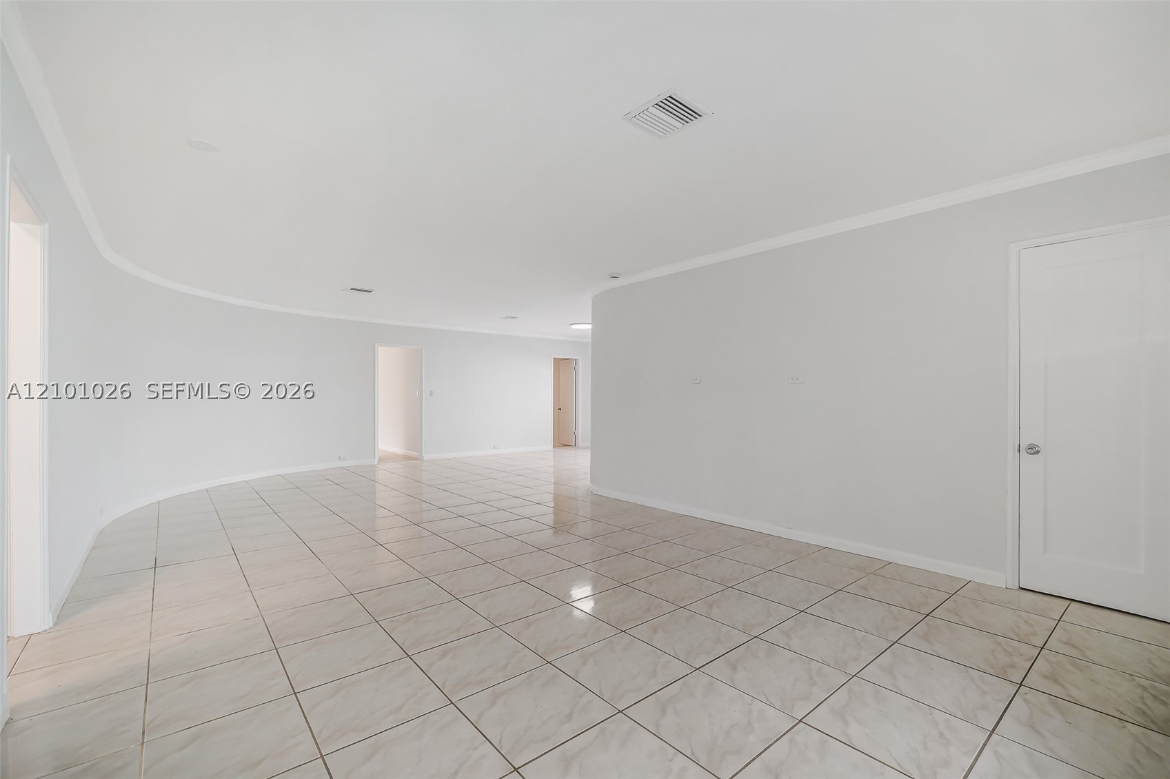 590 W 50th St, Miami Beach FL 33140