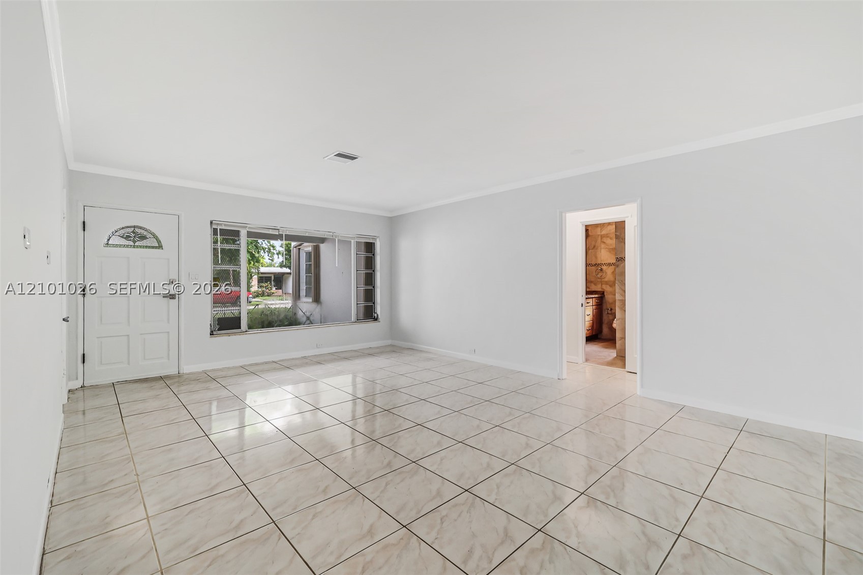 590 W 50th St, Miami Beach FL 33140