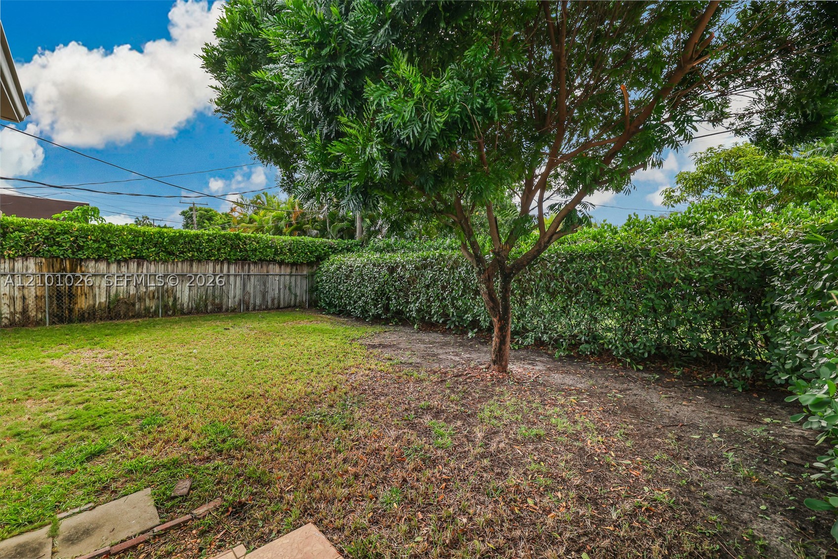 590 W 50th St, Miami Beach FL 33140