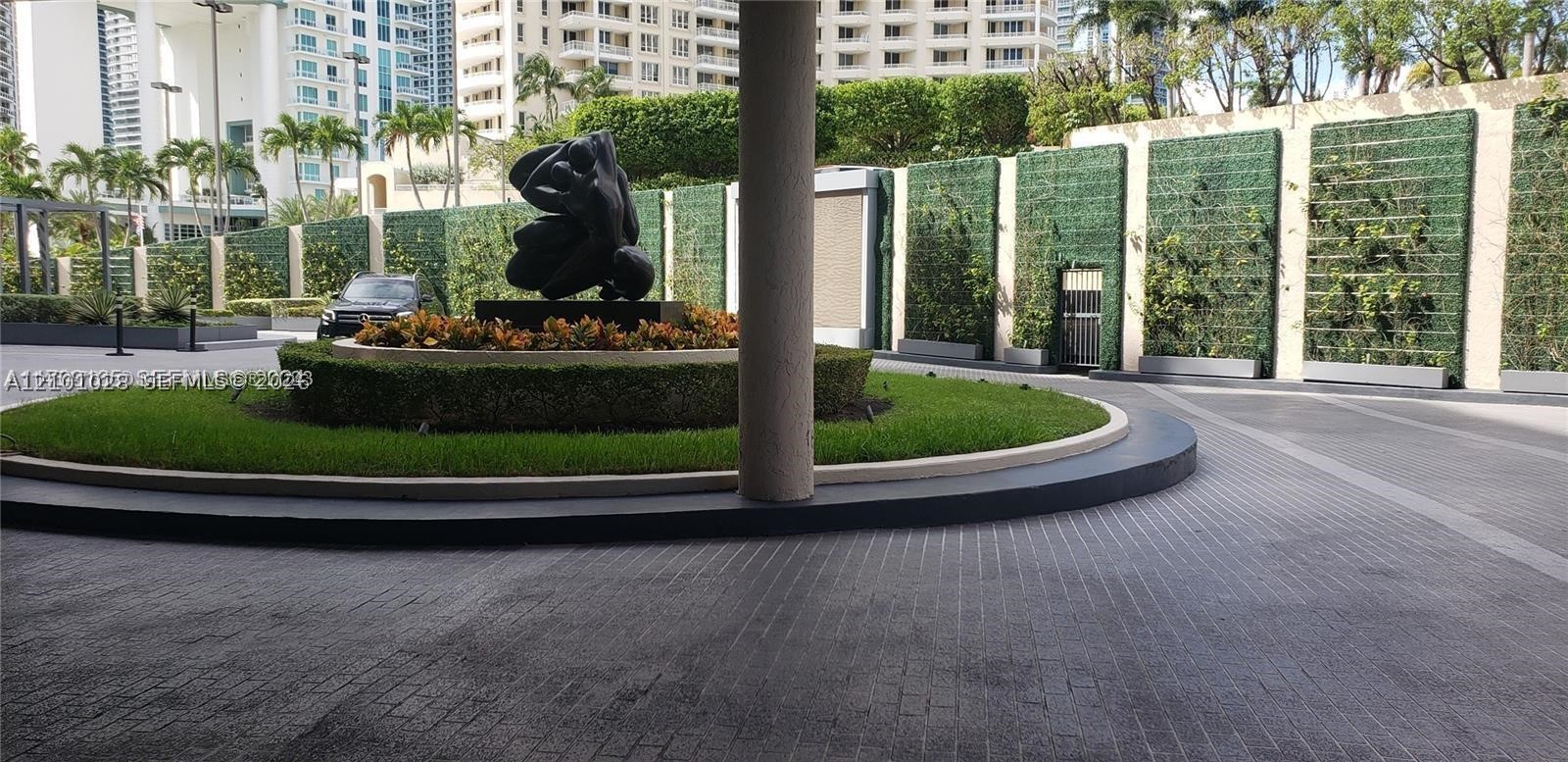 540 Brickell Key Dr #926, Miami FL 33131