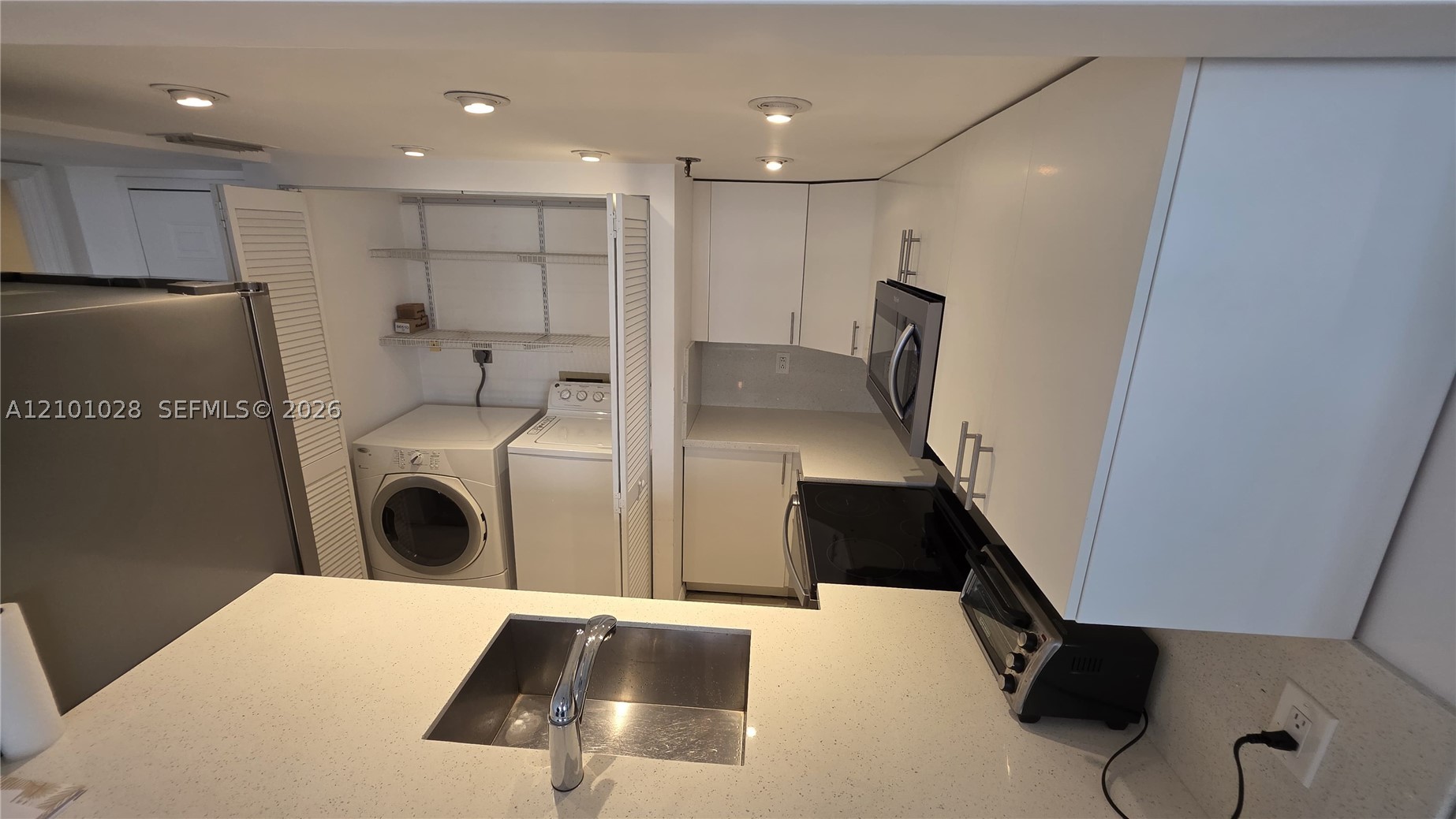 540 Brickell Key Dr #926, Miami FL 33131