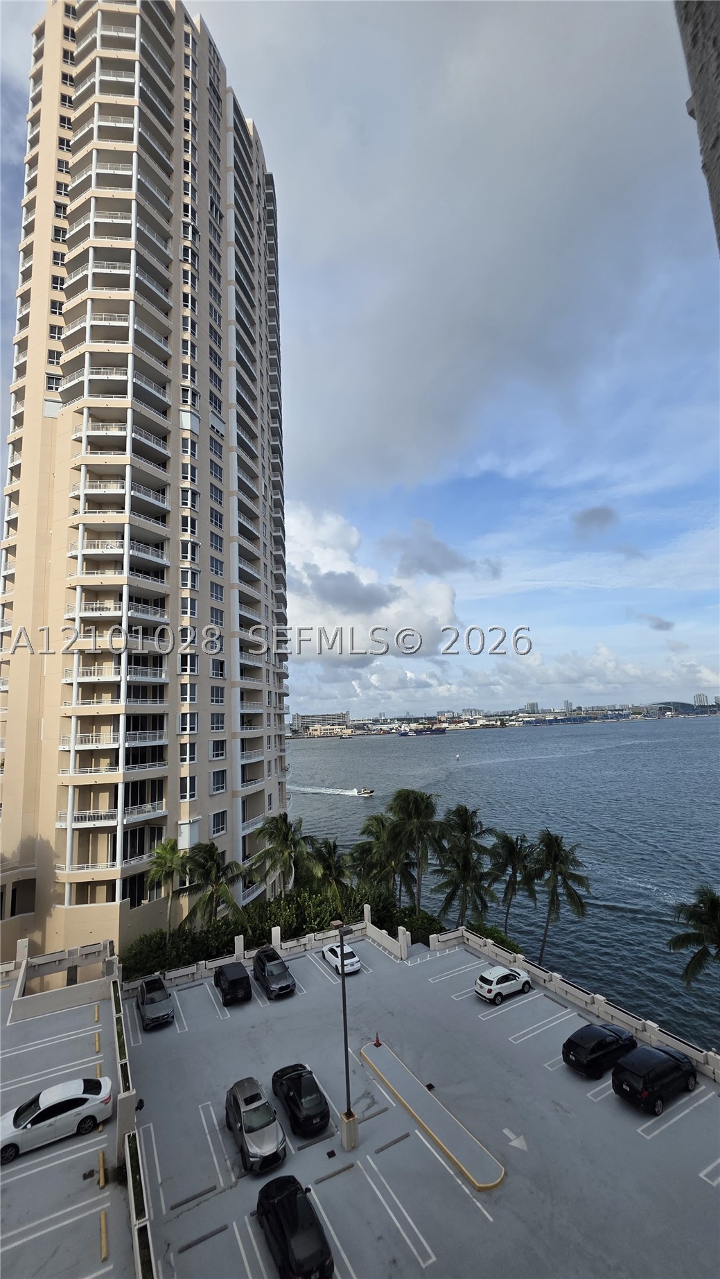 540 Brickell Key Dr #926, Miami FL 33131