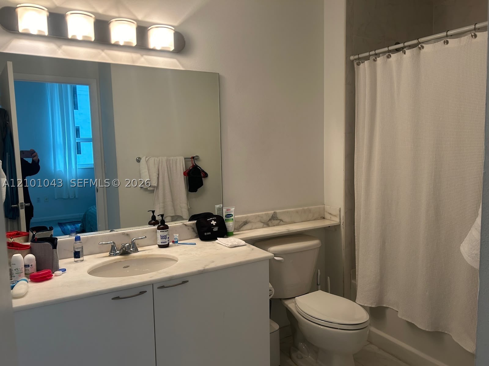 234 NE 3 ST #902, Miami FL 33132