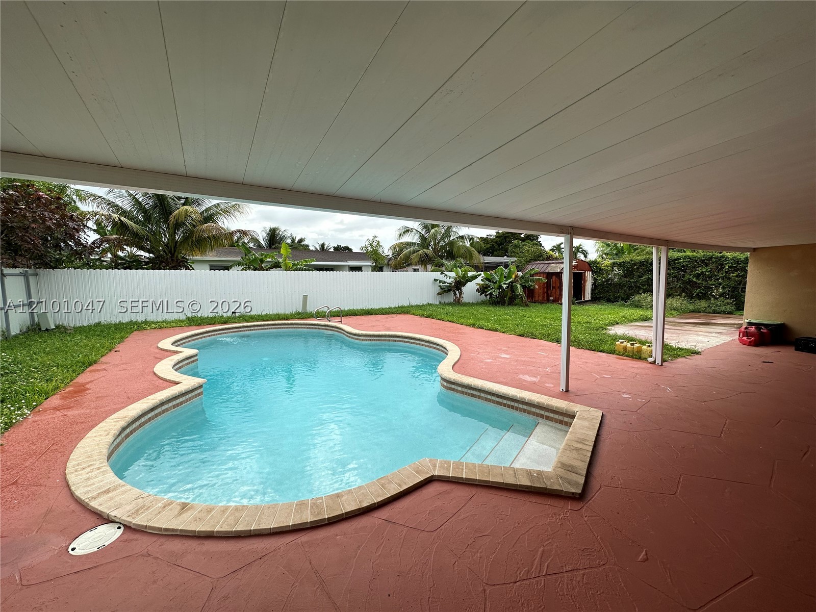112 NE 206th Ter, Miami Gardens FL 33179