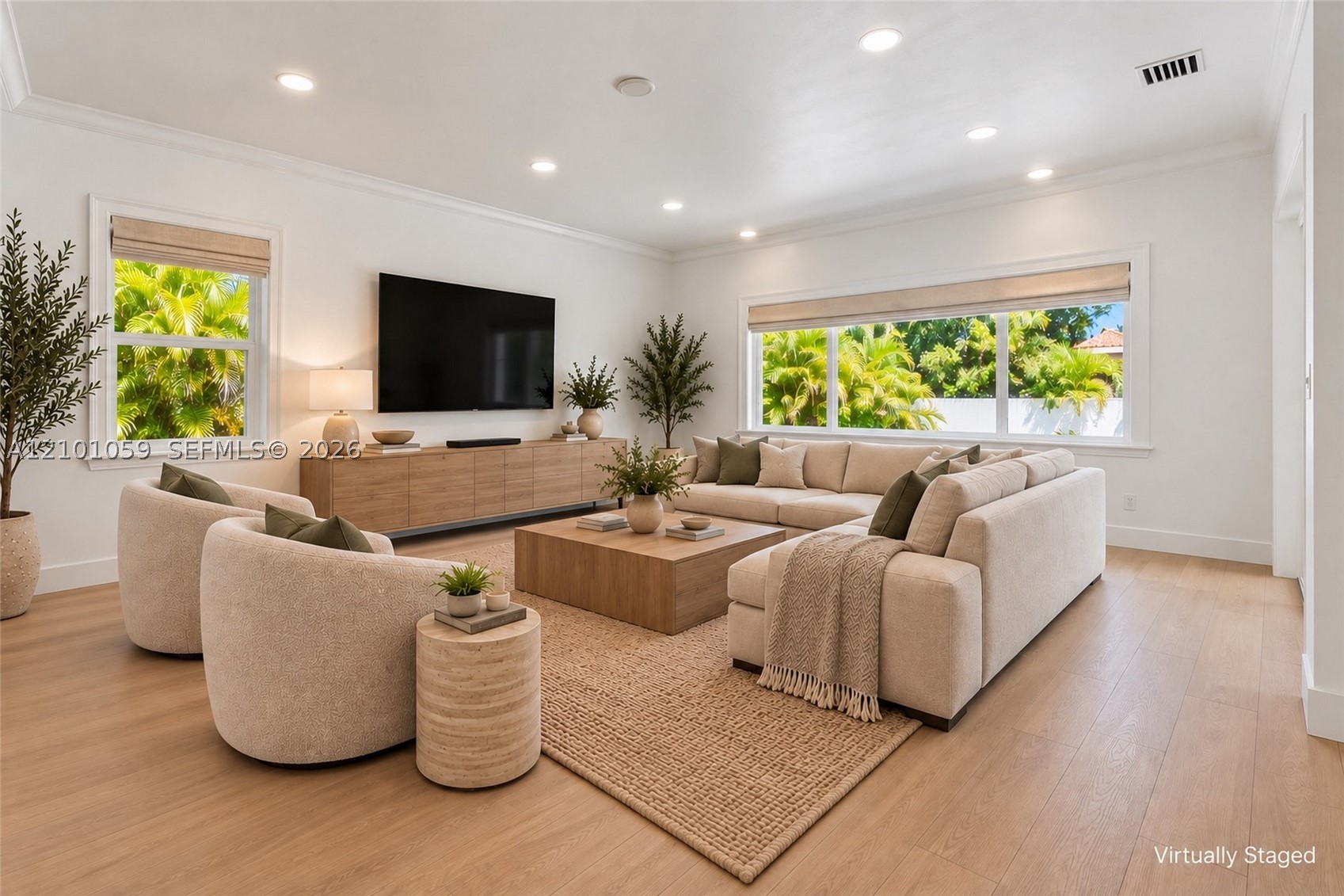 6421 Miller Dr, South Miami FL 33155