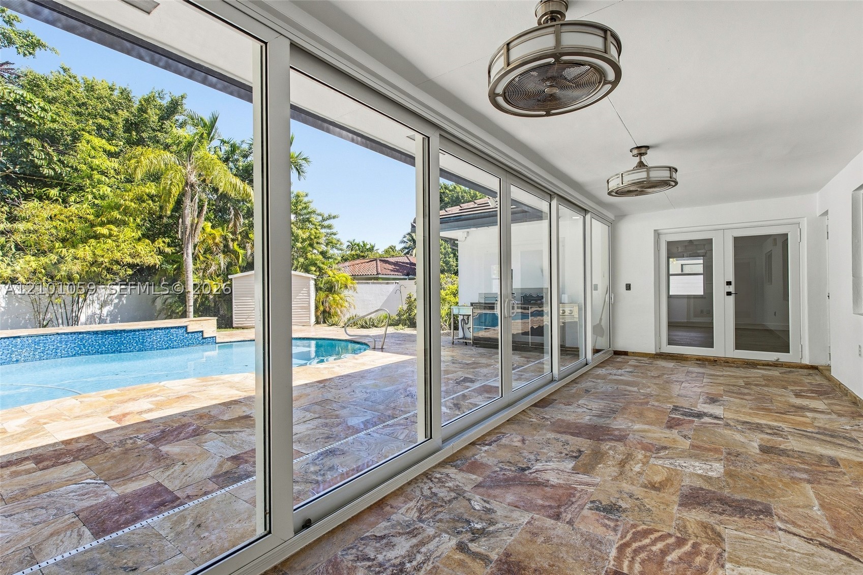 6421 Miller Dr, South Miami FL 33155