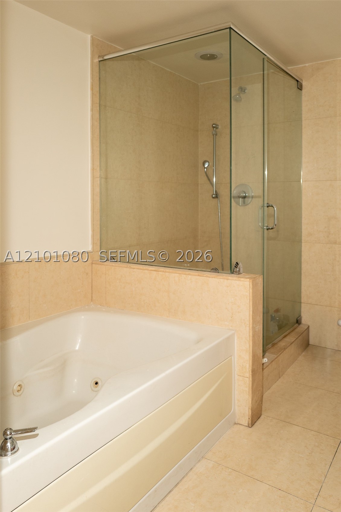 50 Biscayne Blvd #4111, Miami FL 33132