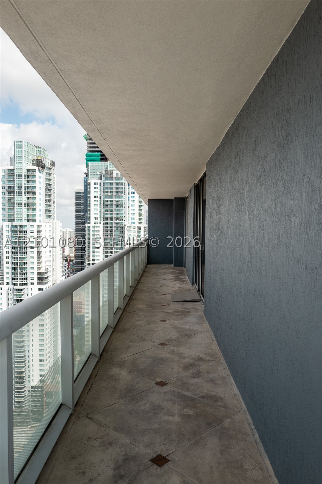 50 Biscayne Blvd #4111, Miami FL 33132