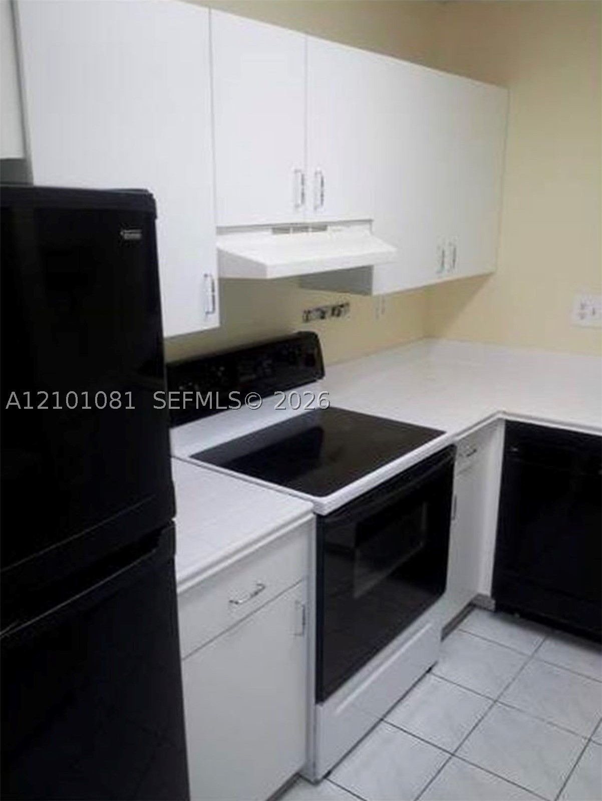 Miami FL 33182 - A12101081