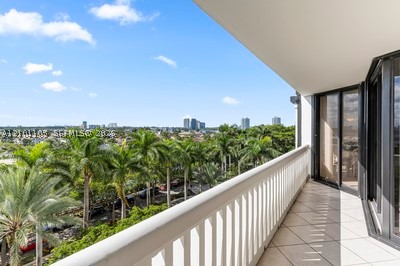 2000 Island Blvd #609, Aventura FL 33160