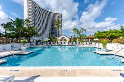 2000 Island Blvd #609, Aventura FL 33160