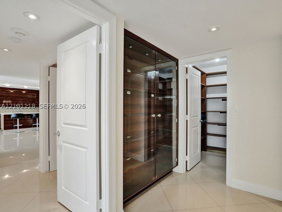 2 Grove Isle Dr #B305, Miami FL 33133