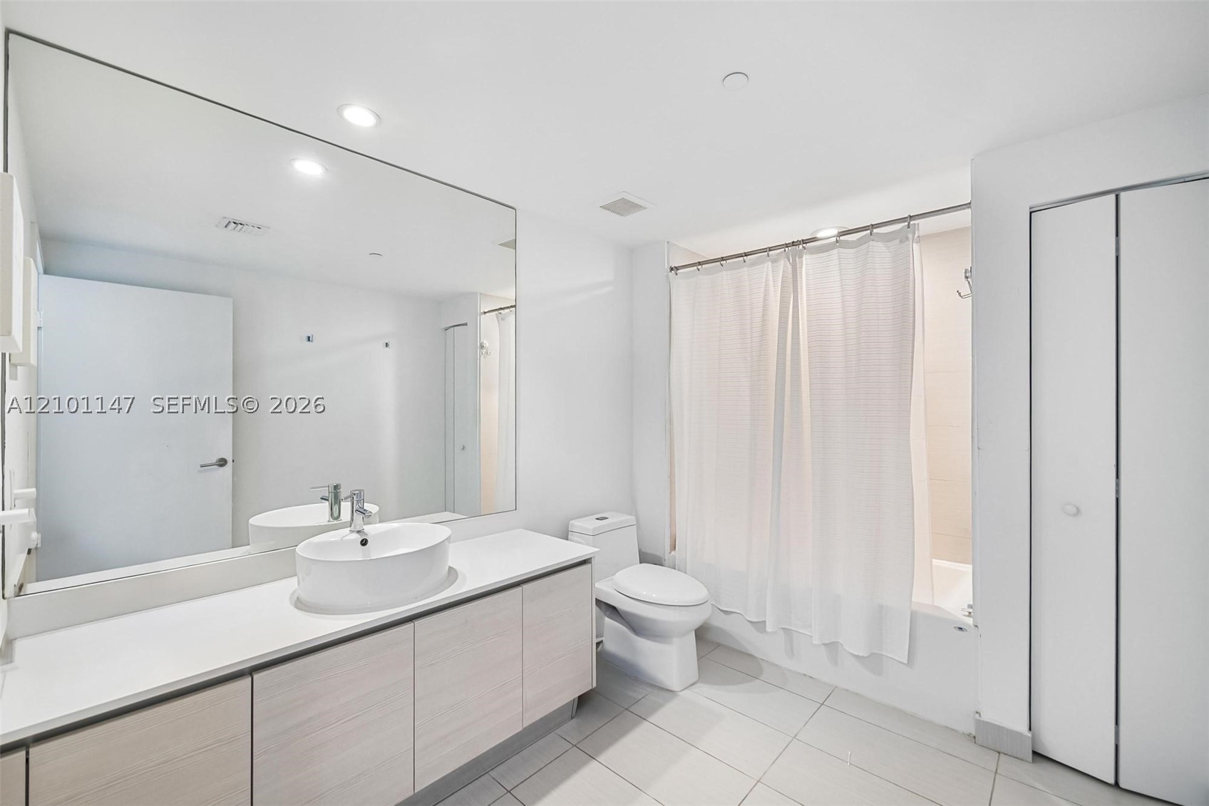 4250 Biscayne Blvd #1605, Miami FL 33137