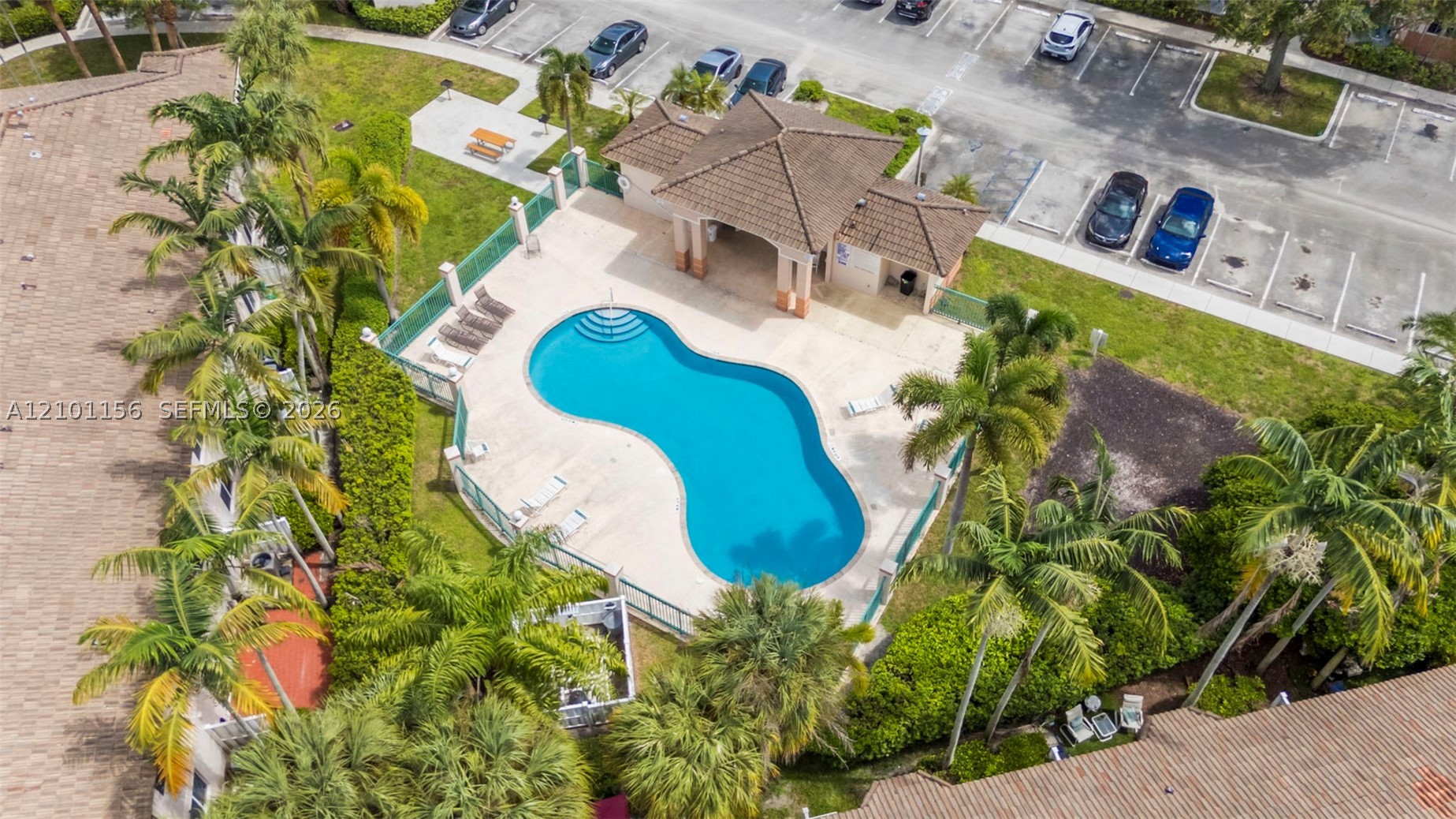 2125 NW 77th Way #101, Pembroke Pines FL 33024