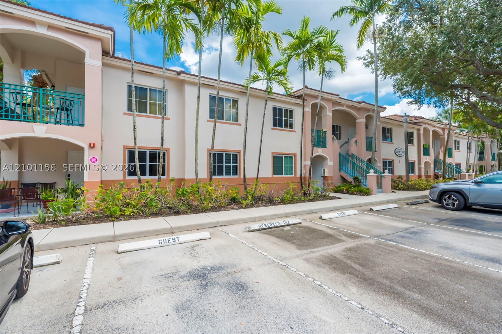 2125 NW 77th Way #101, Pembroke Pines FL 33024