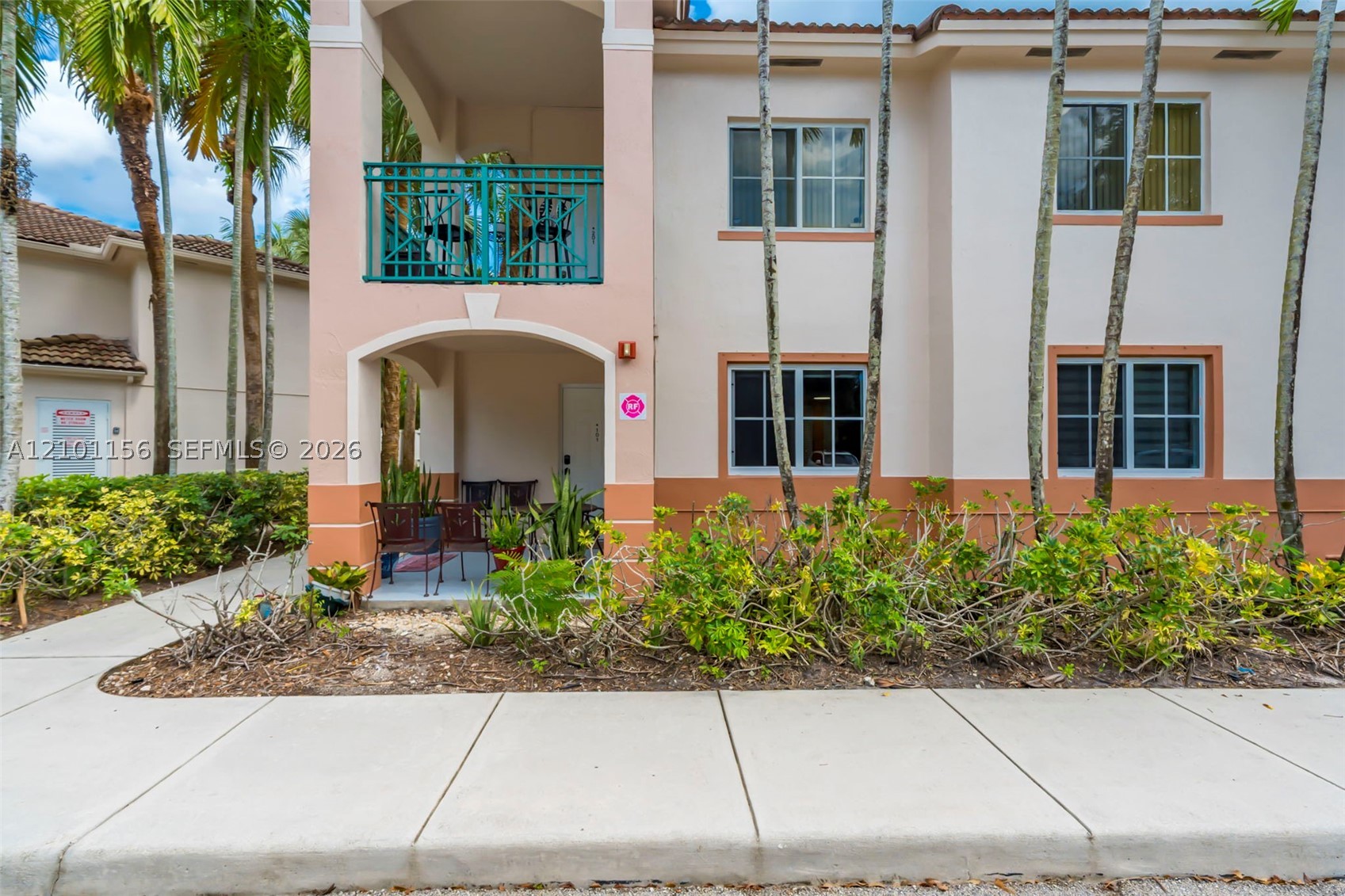 2125 NW 77th Way #101, Pembroke Pines FL 33024