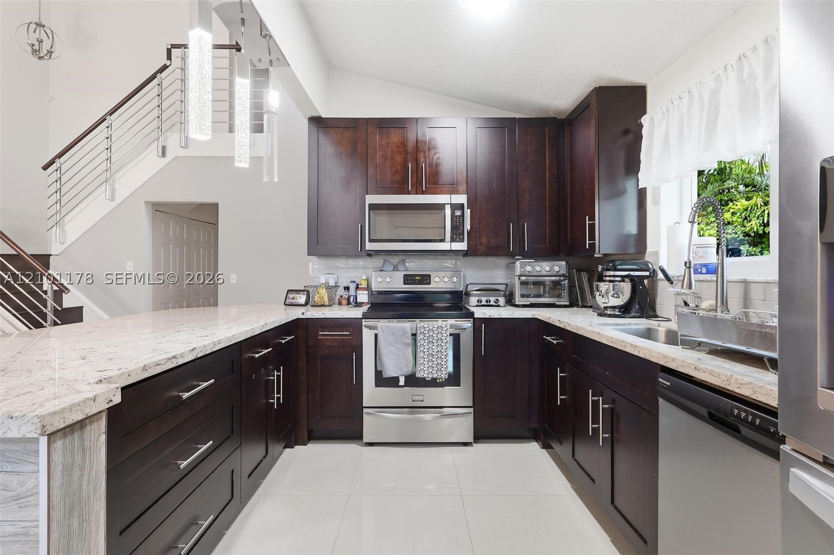 7532 S Pinewalk Dr S #108, Margate FL 33063