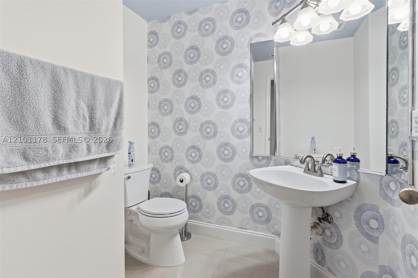 7532 S Pinewalk Dr S #108, Margate FL 33063