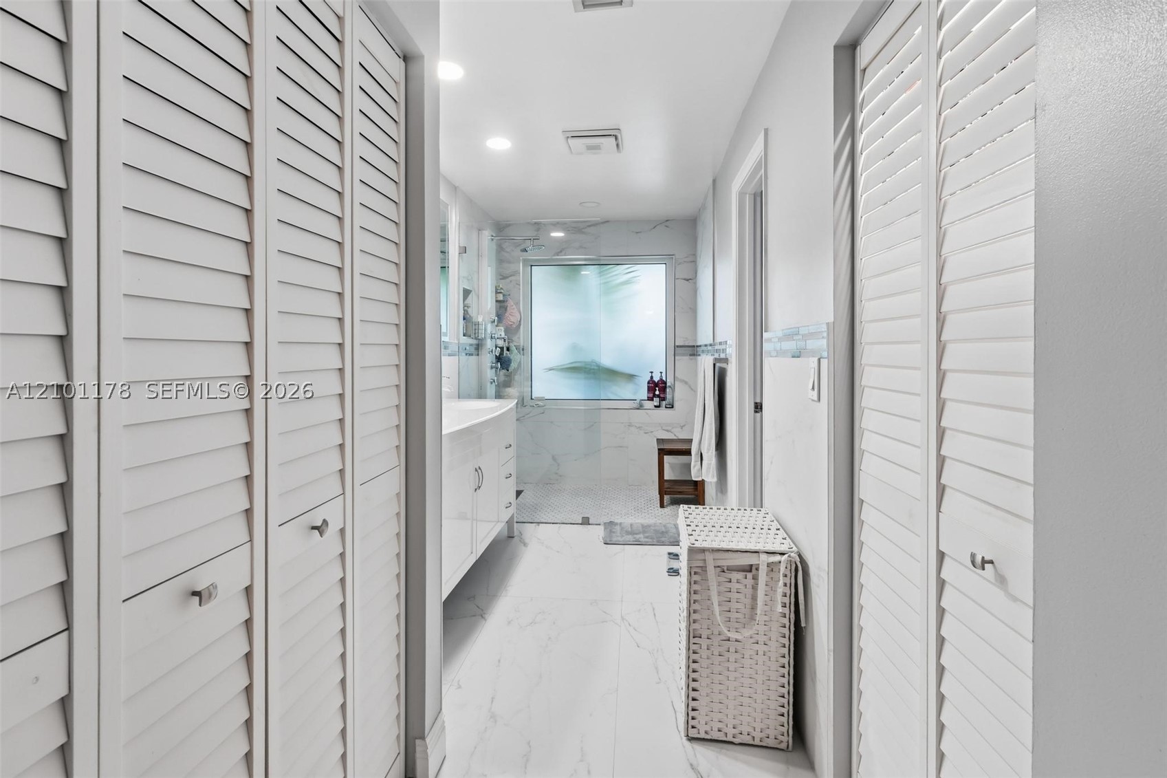 7532 S Pinewalk Dr S #108, Margate FL 33063