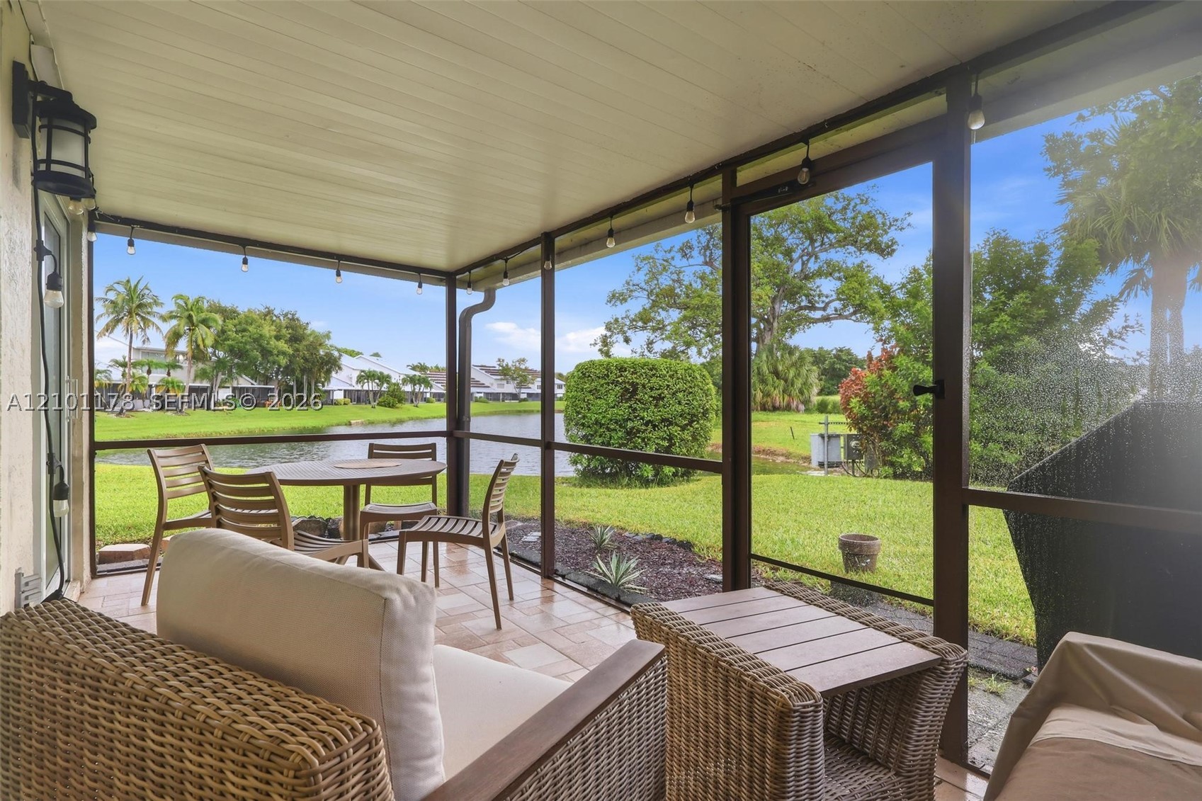 7532 S Pinewalk Dr S #108, Margate FL 33063
