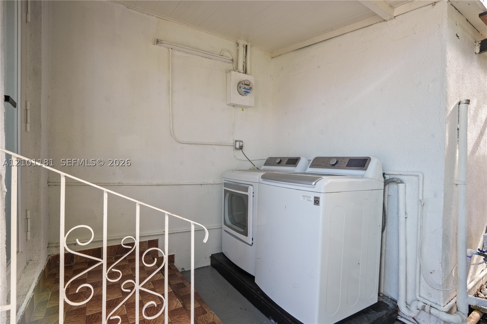 1550 SW 13th St, Miami FL 33145