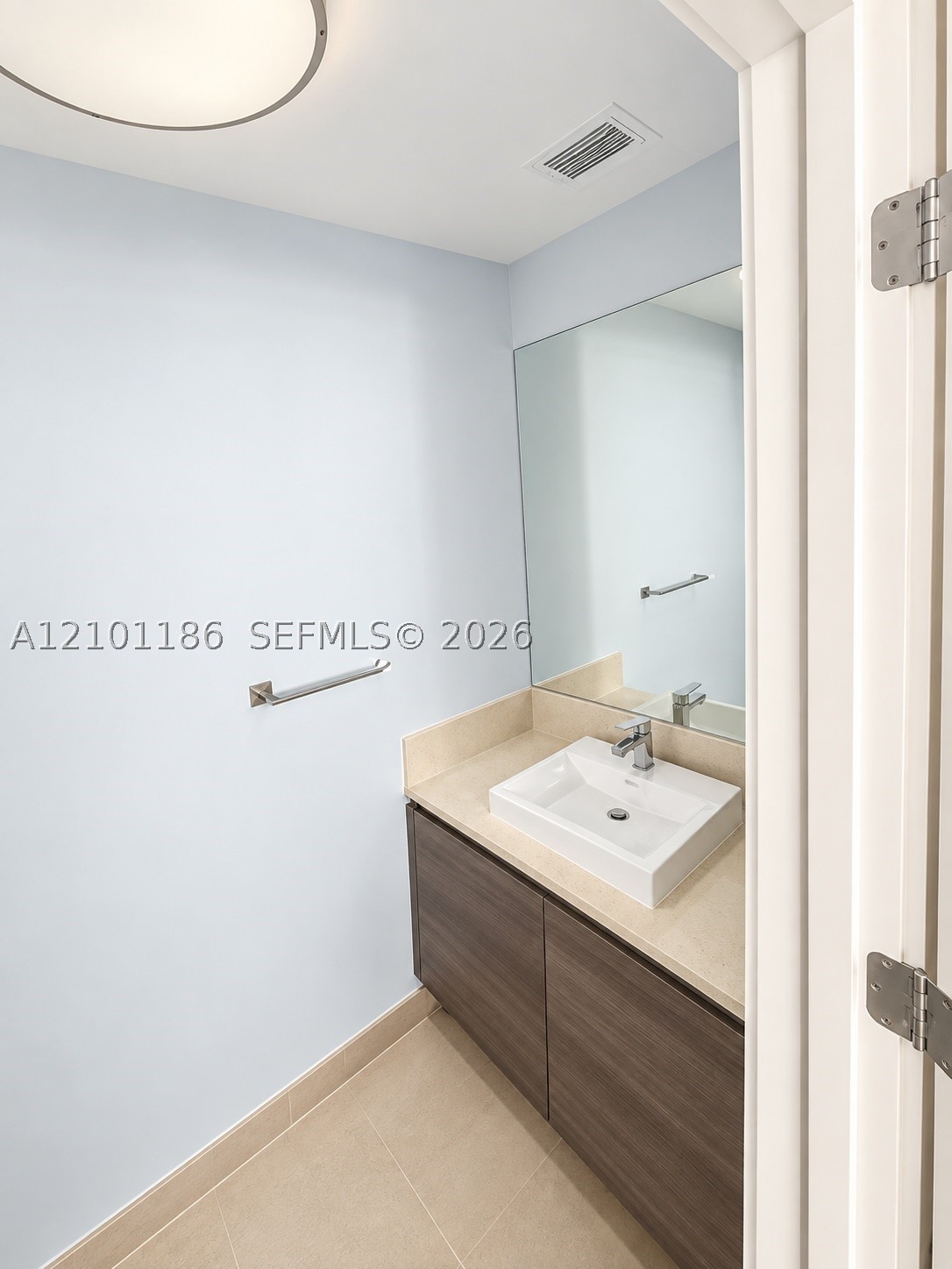 1080 Brickell Ave #1606, Miami FL 33131