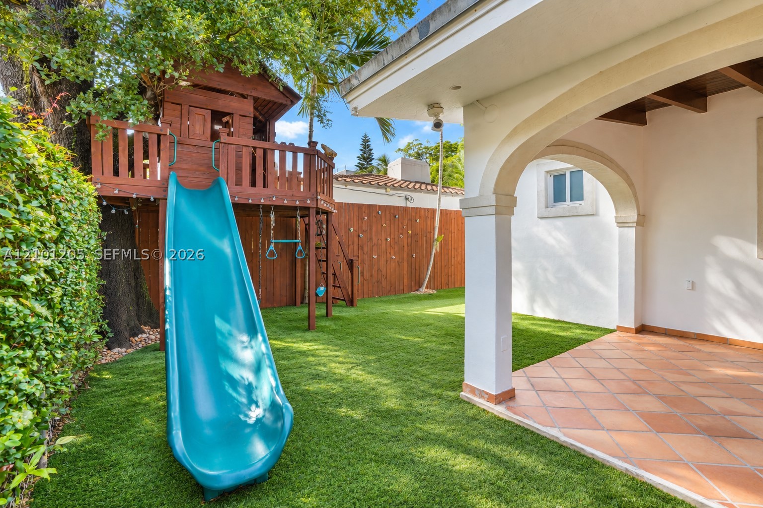 371 SW 29th Rd, Miami FL 33129