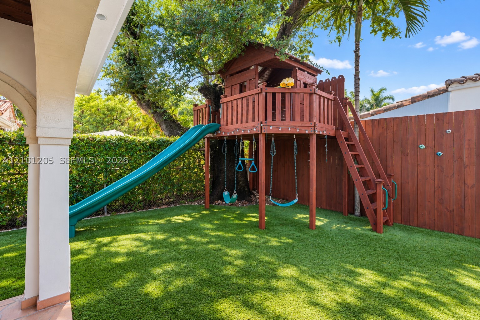 371 SW 29th Rd, Miami FL 33129