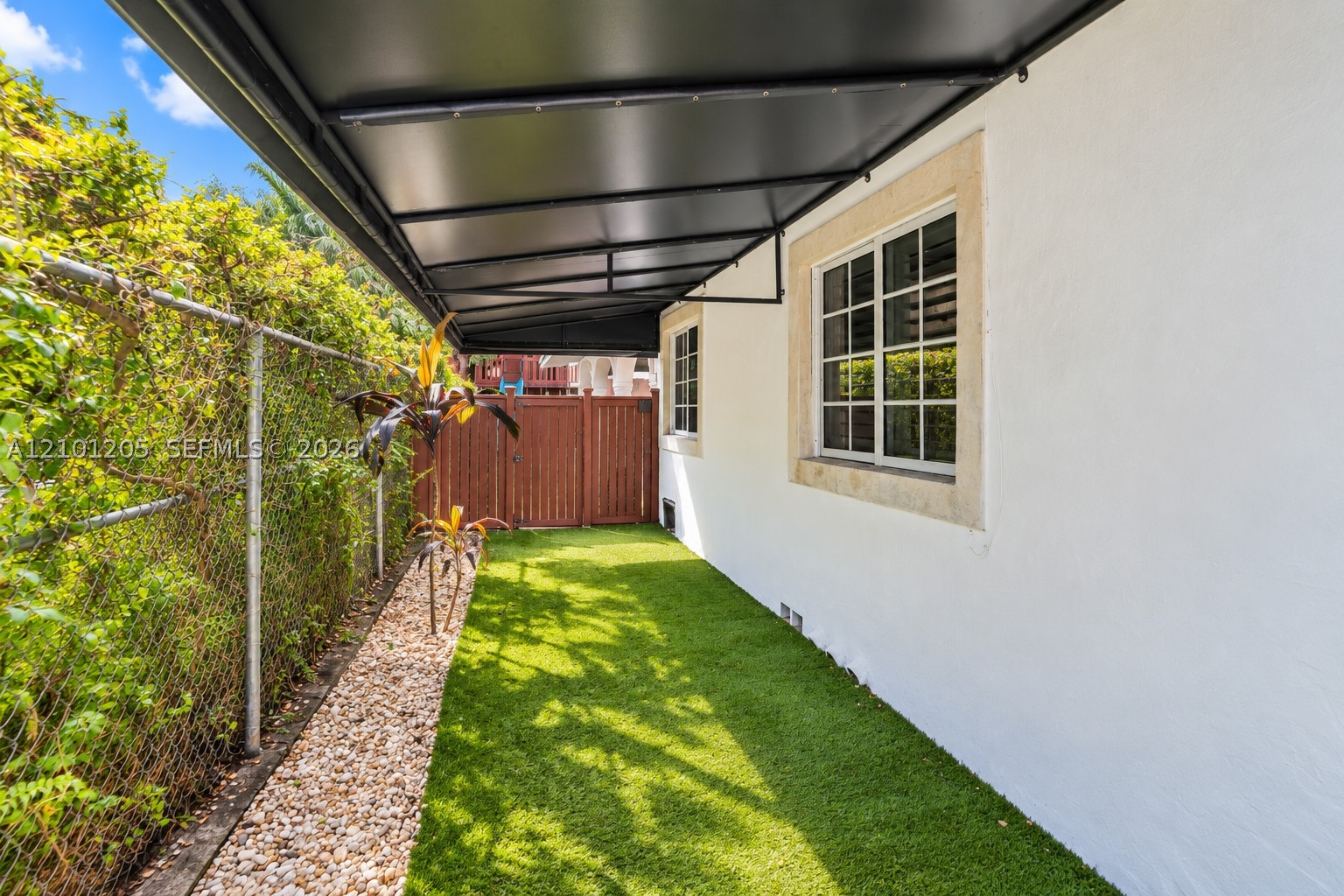371 SW 29th Rd, Miami FL 33129