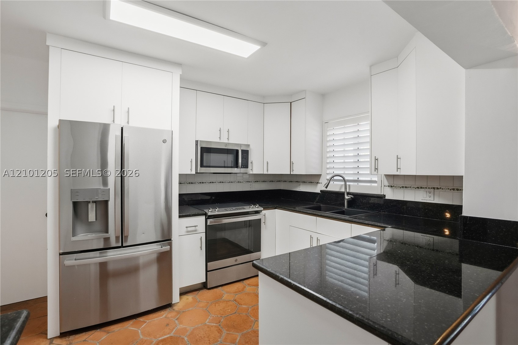 371 SW 29th Rd, Miami FL 33129