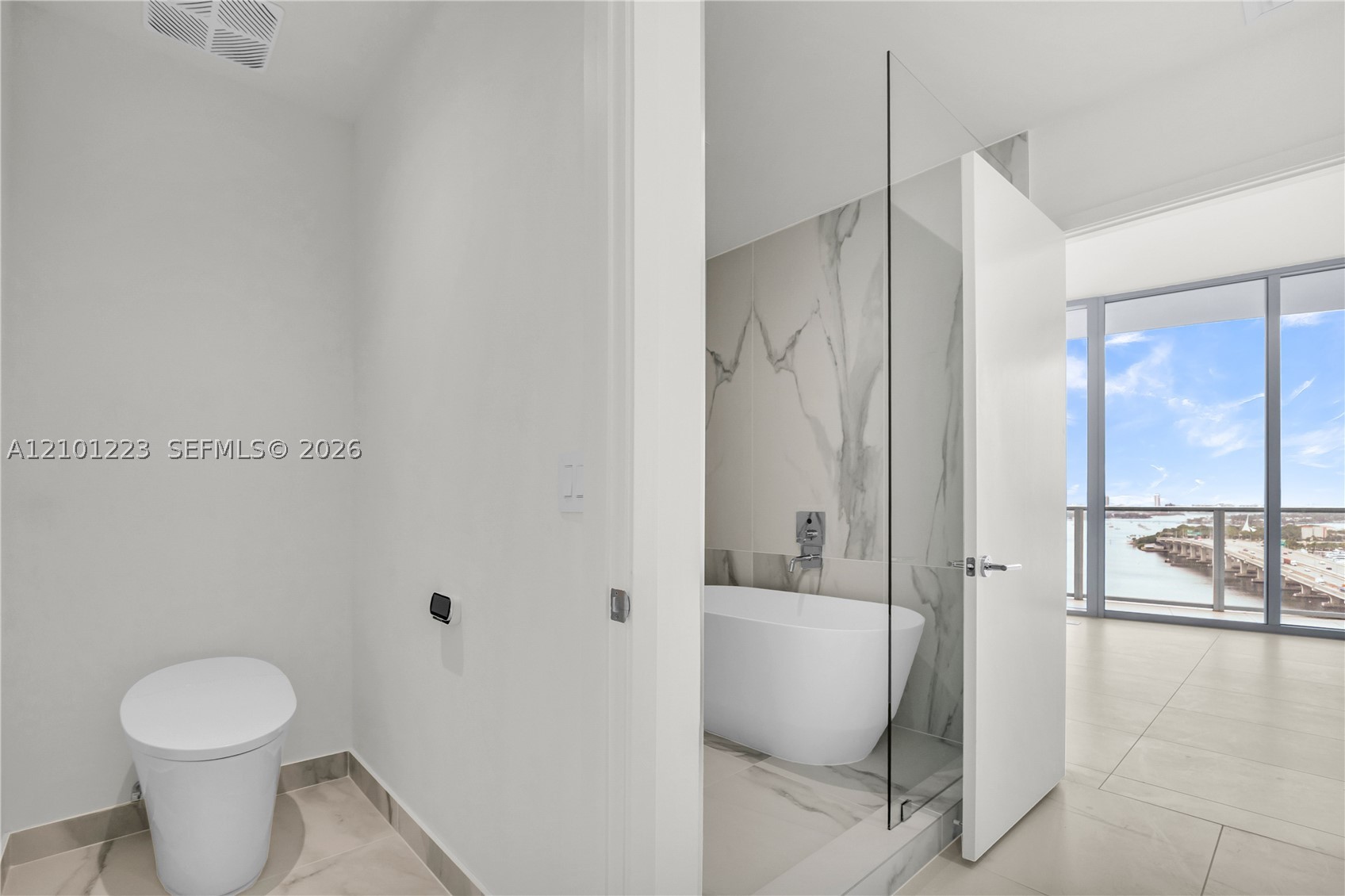 1400 Biscayne Blvd #1901, Miami FL 33132