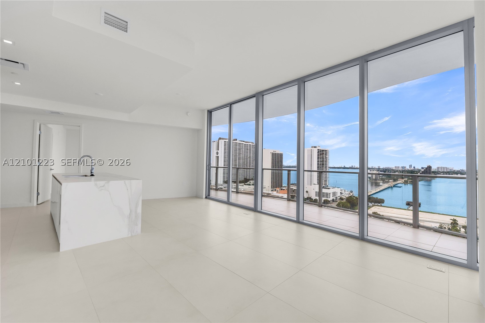 1400 Biscayne Blvd #1901, Miami FL 33132