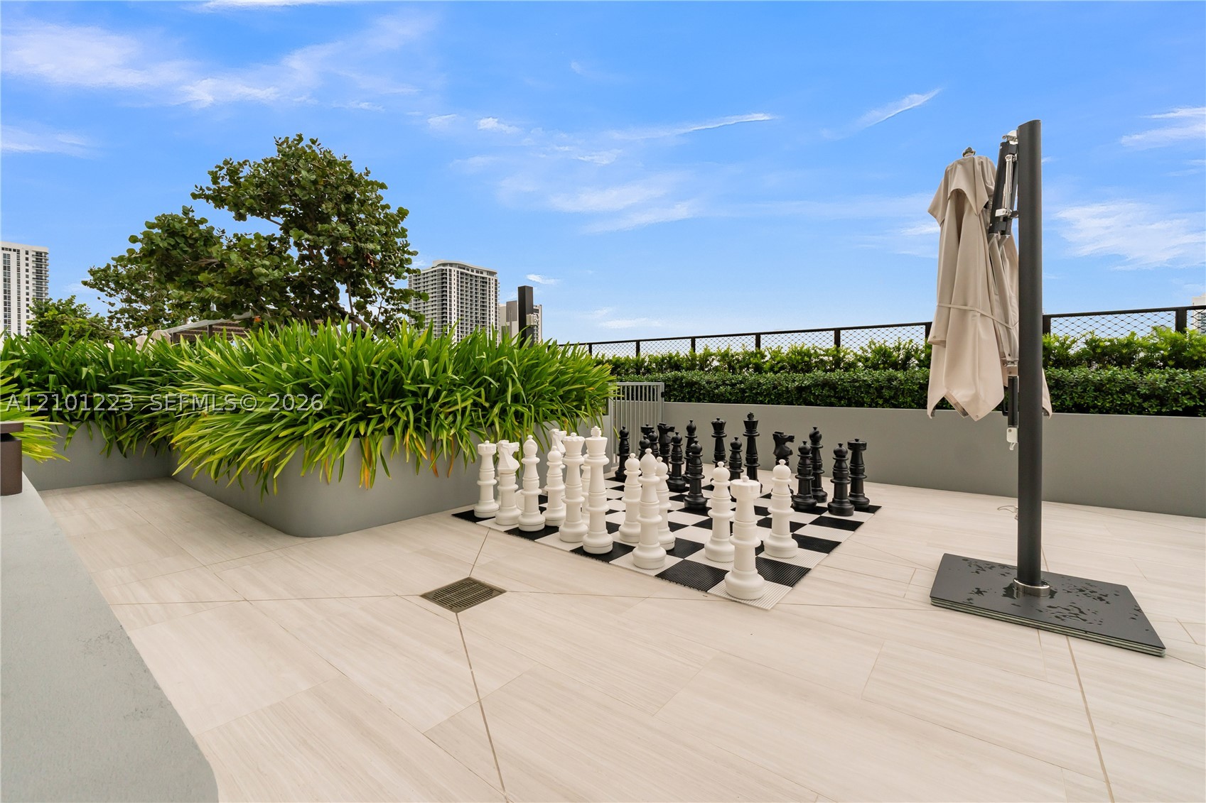 1400 Biscayne Blvd #1901, Miami FL 33132