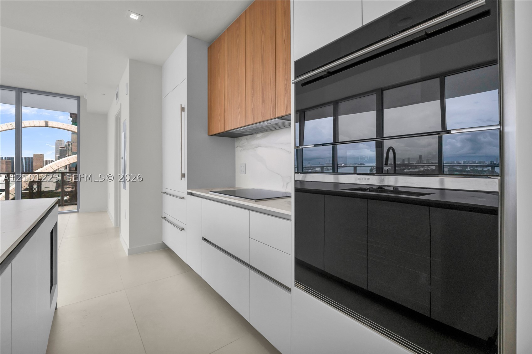 1400 Biscayne Blvd #1901, Miami FL 33132