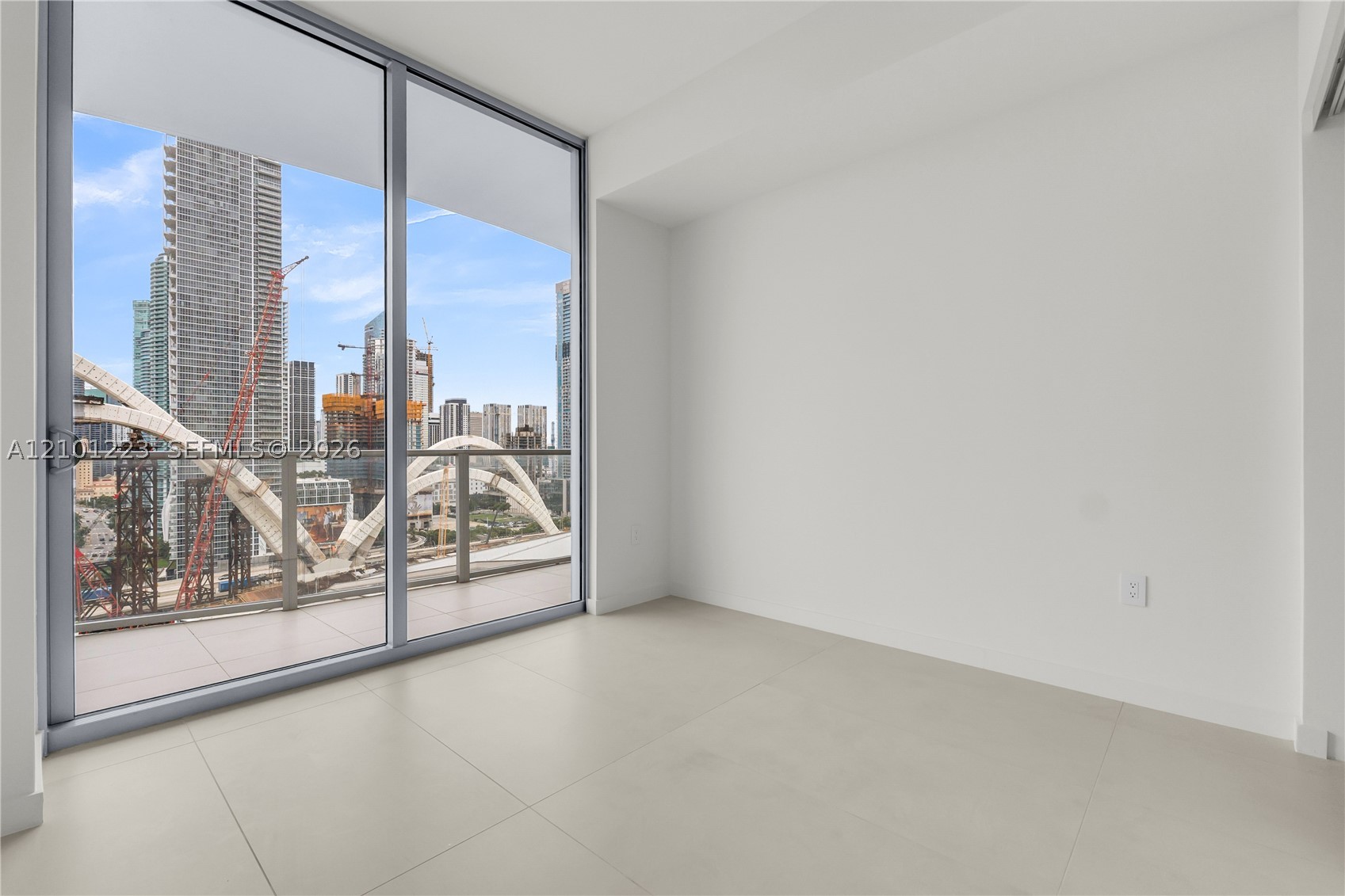 1400 Biscayne Blvd #1901, Miami FL 33132