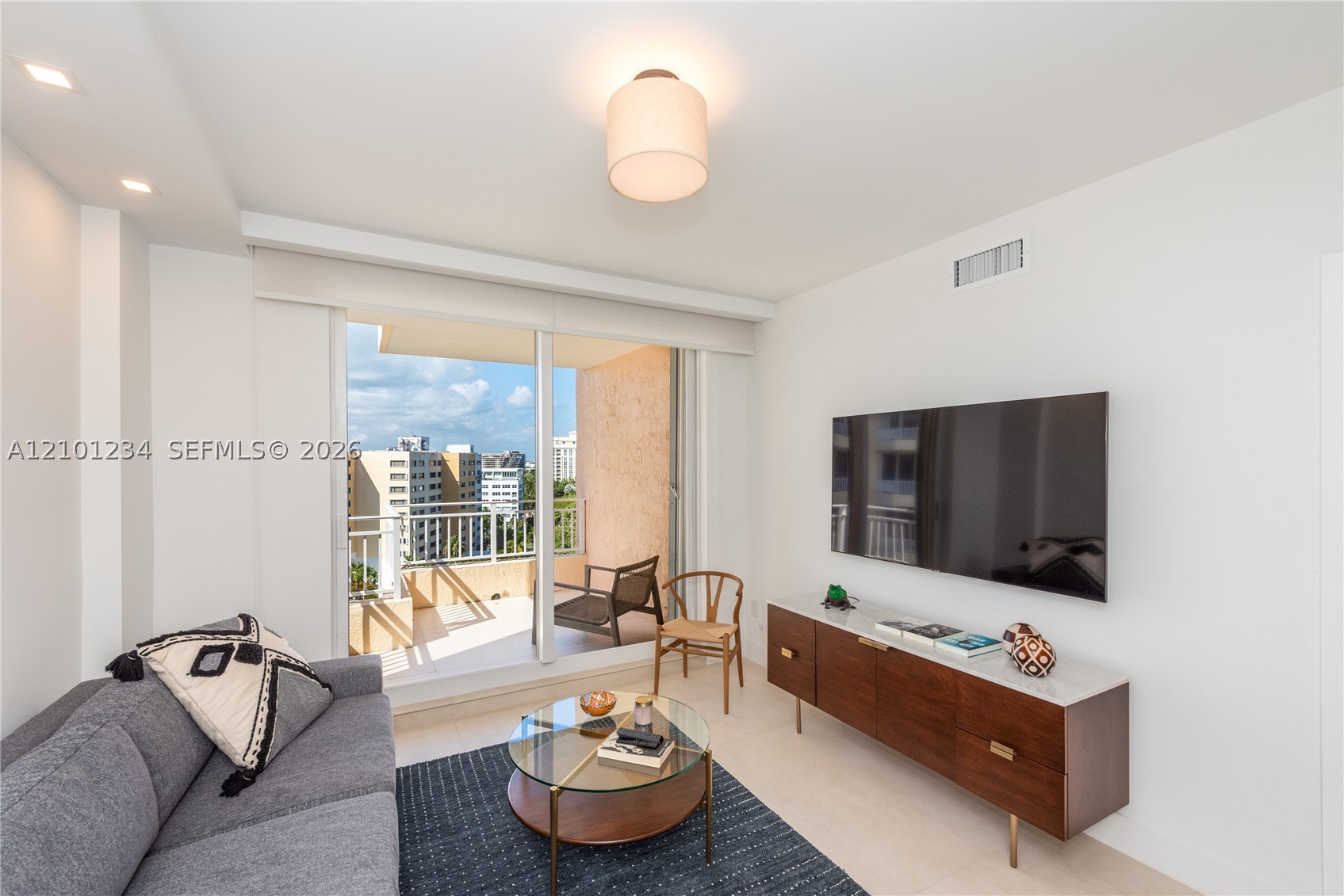 791 Crandon Blvd #901, Key Biscayne FL 33149