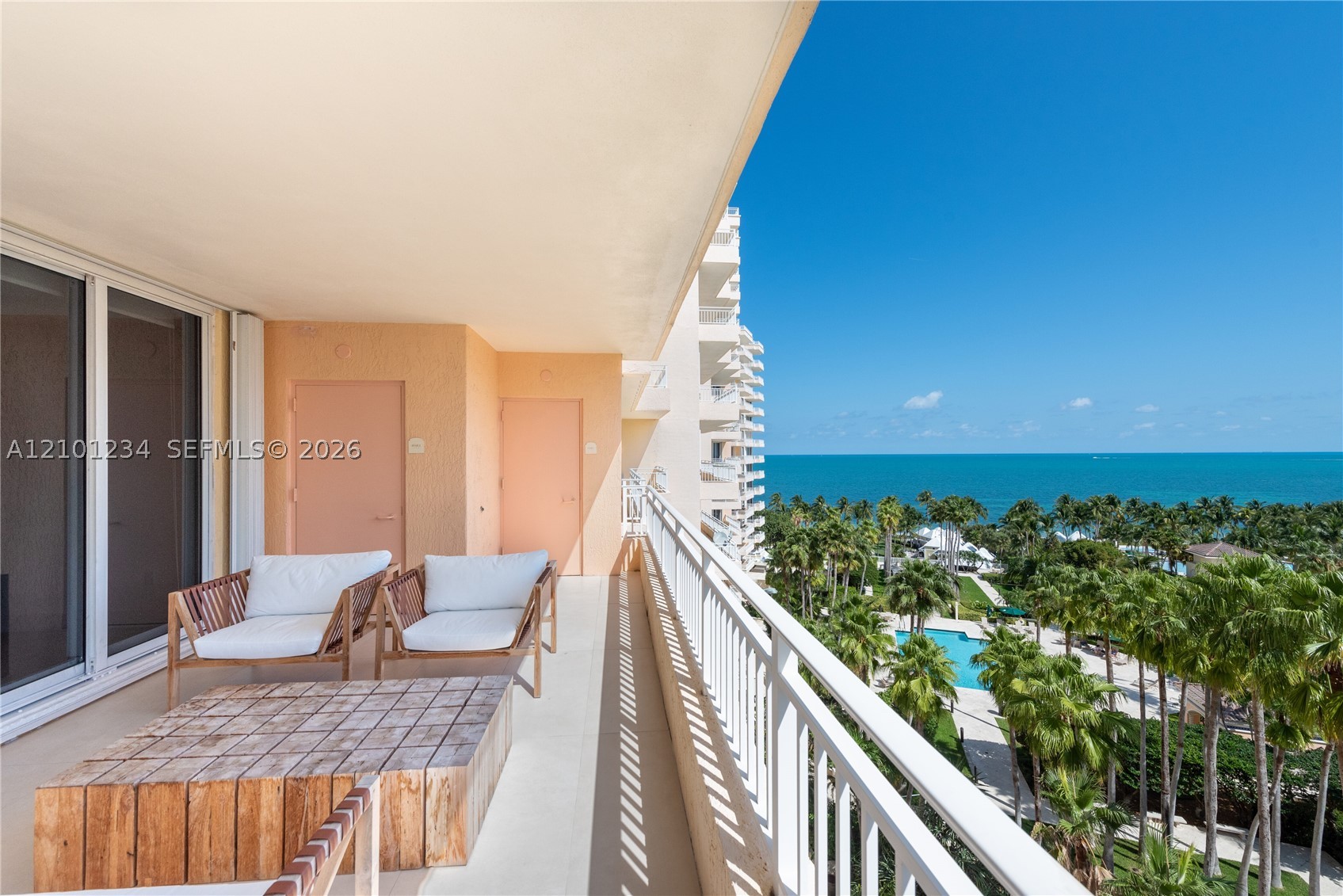 791 Crandon Blvd #901, Key Biscayne FL 33149