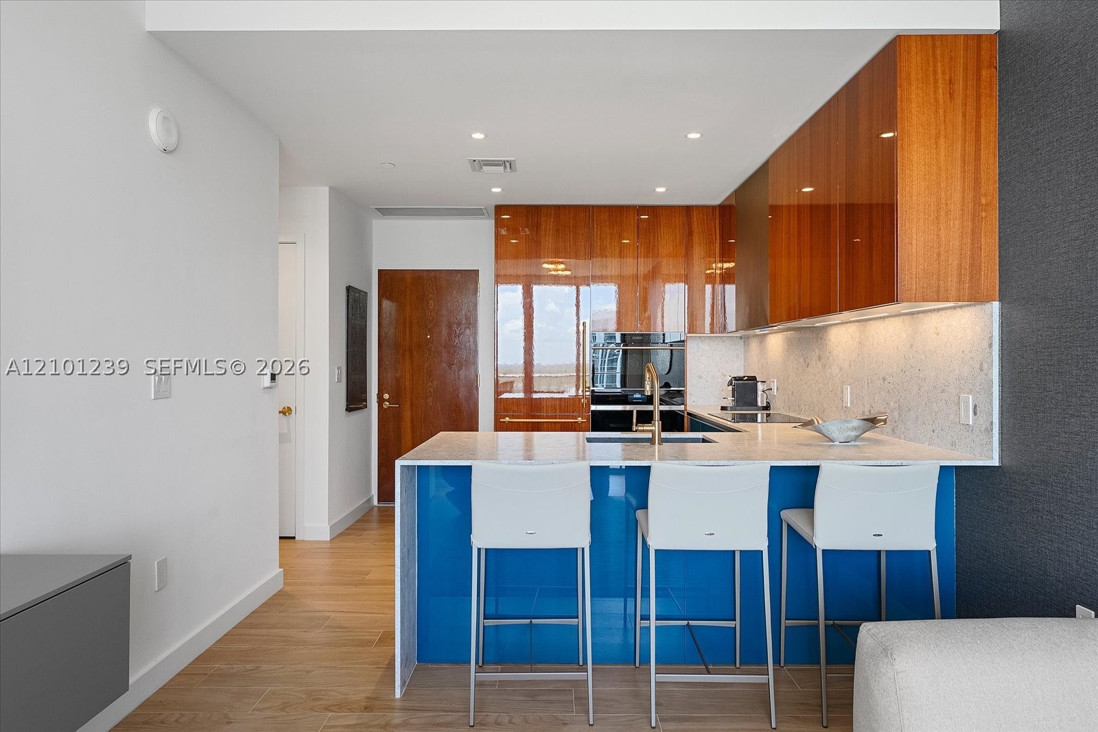 2678 Tigertail Ave #1703, Miami FL 33133