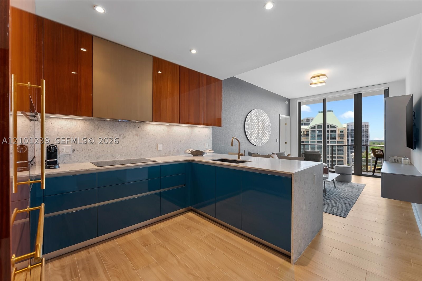 2678 Tigertail Ave #1703, Miami FL 33133