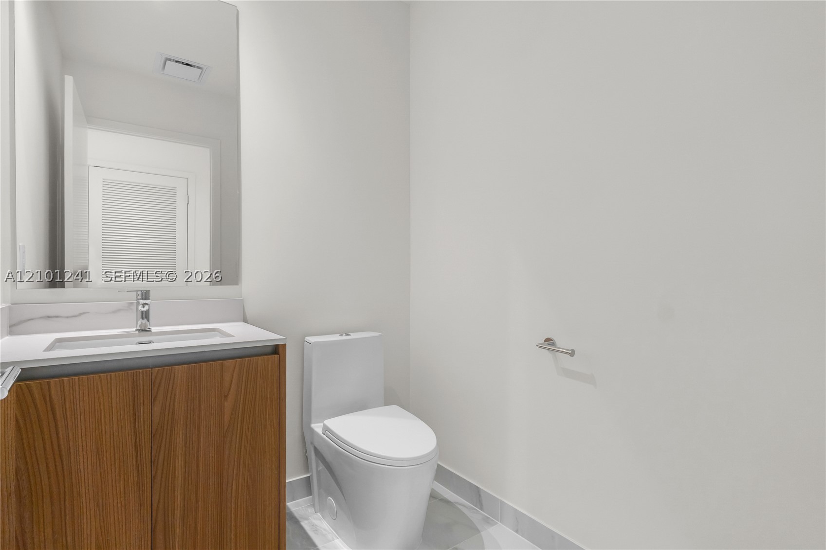 1400 Biscayne #1901, Miami FL 33132