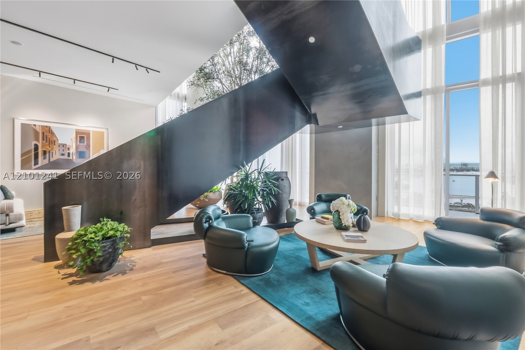 1400 Biscayne #1901, Miami FL 33132