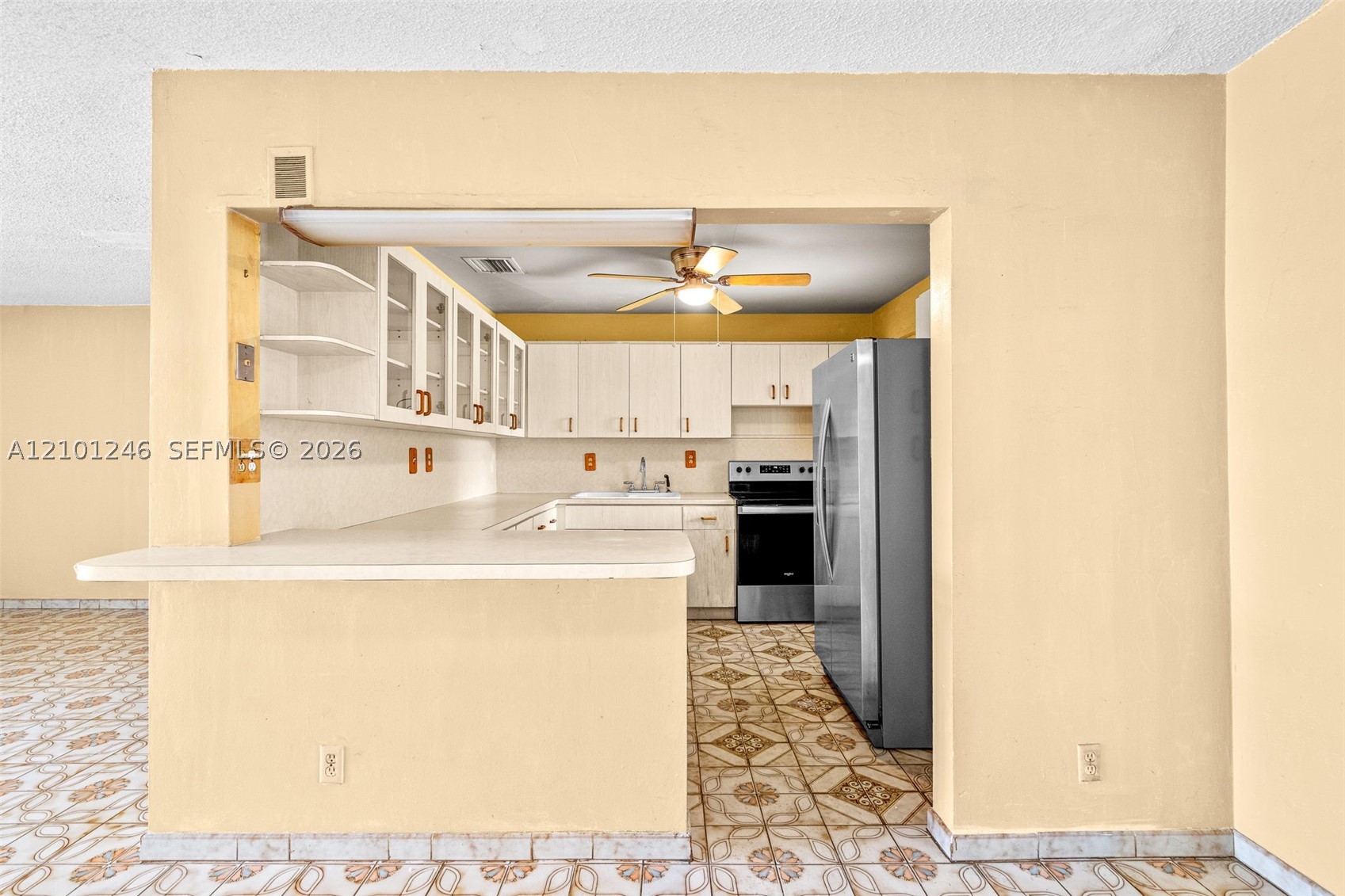 8810 SW 54th Ter, Miami FL 33165