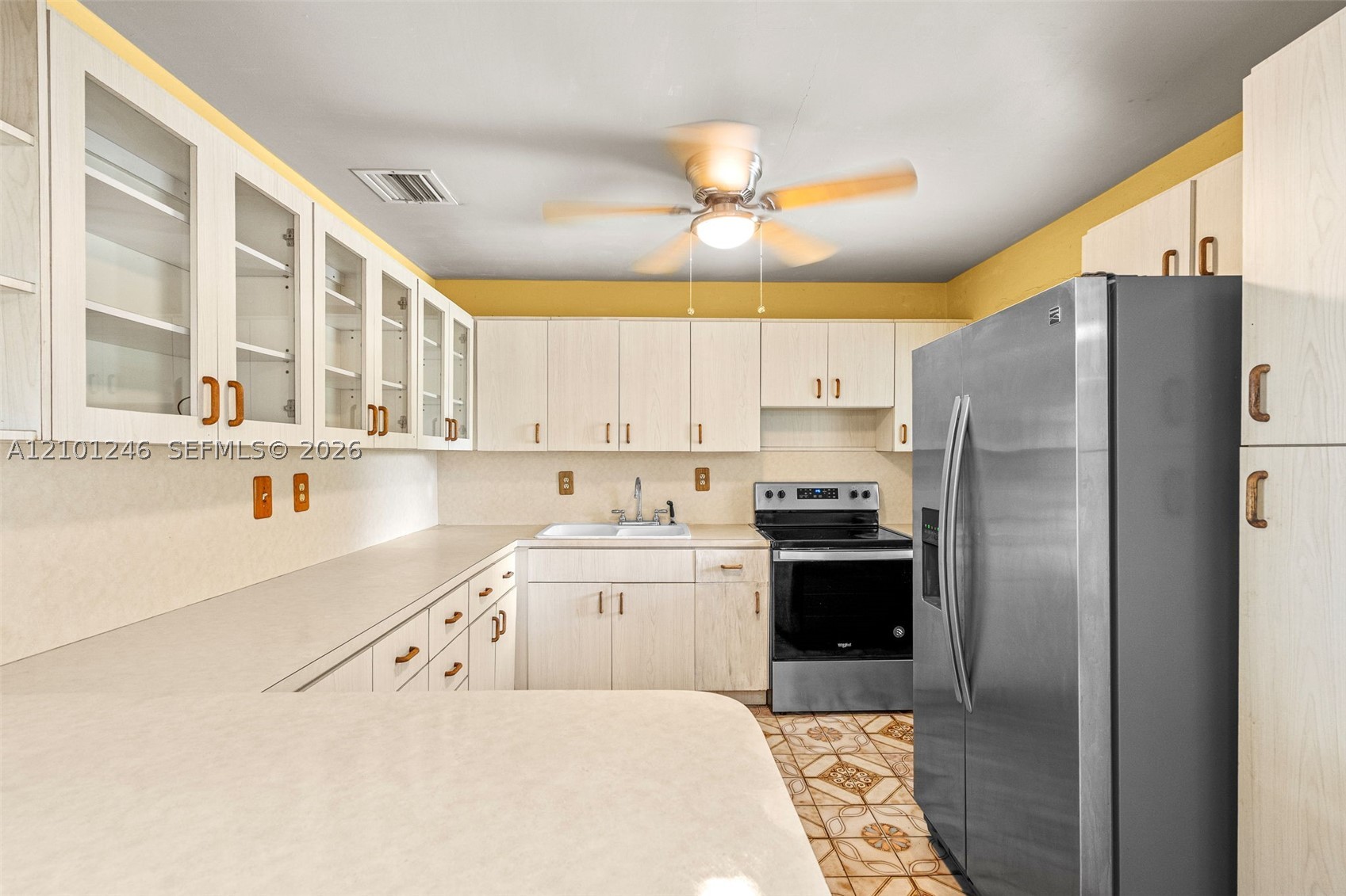 8810 SW 54th Ter, Miami FL 33165